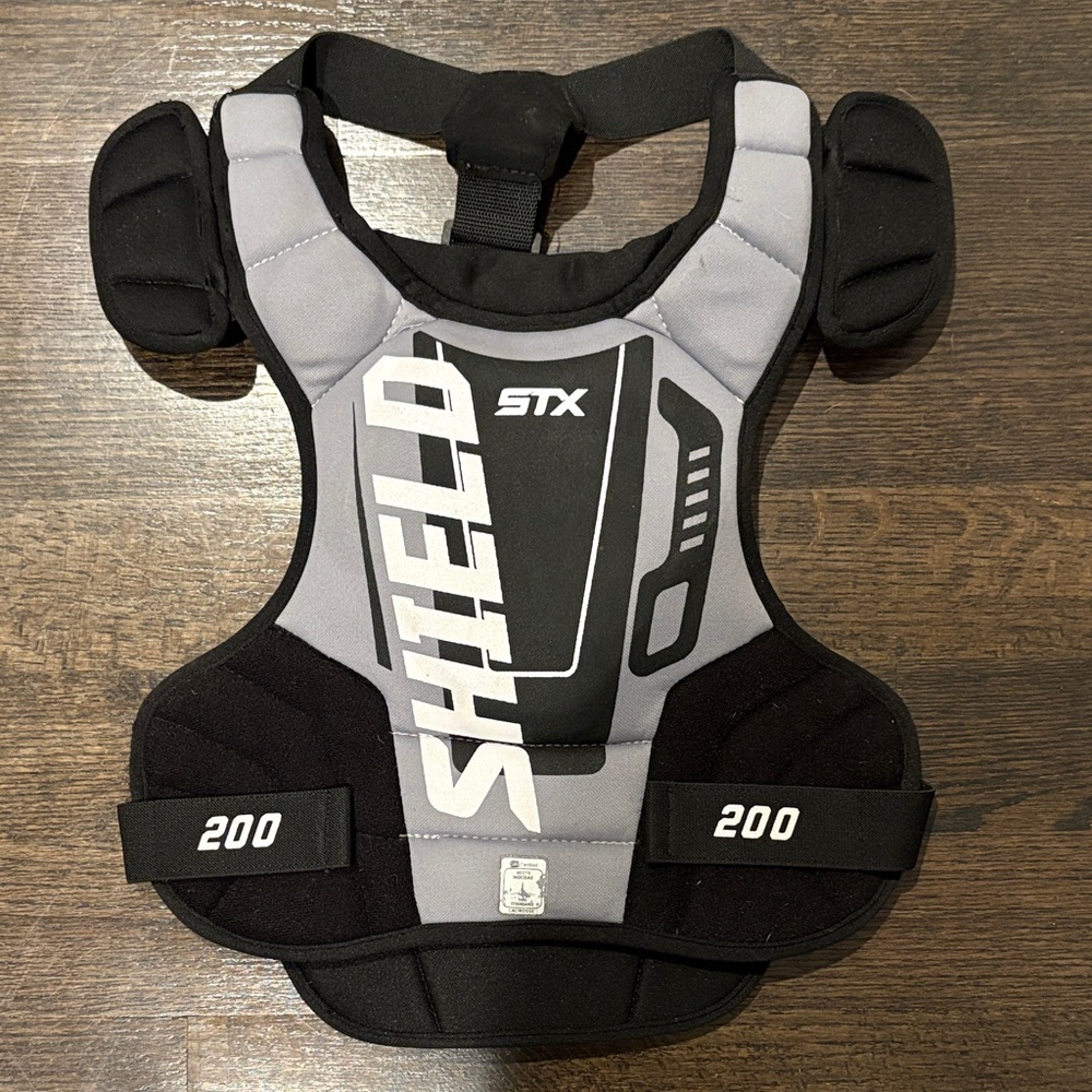 STX Shield 200 Lacrosse Goalie Chest Protector, OZ for Youth, Unisex